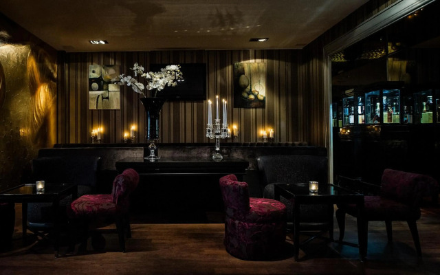 Ararat All Suites Hotel