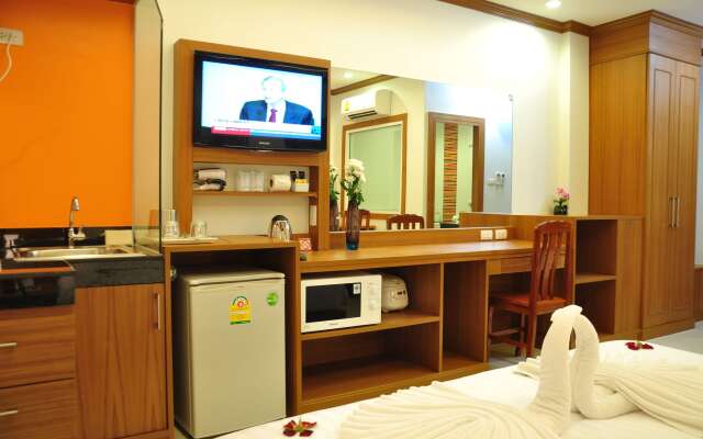 Green Harbor Hotel & Service Apartment