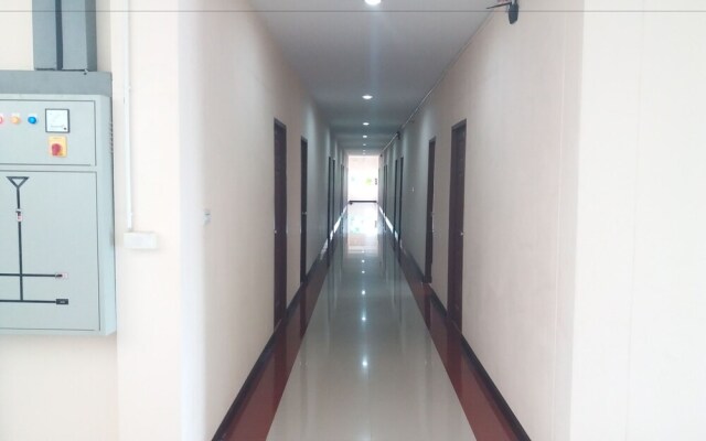 Aumnoychai Hotel Korat