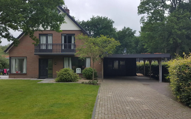 Comfortable villa with a dishwasher, near a national park