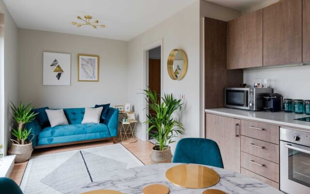 Newly Refurbished 1 Bed, With Balcony, Elephant & Castle/kennington