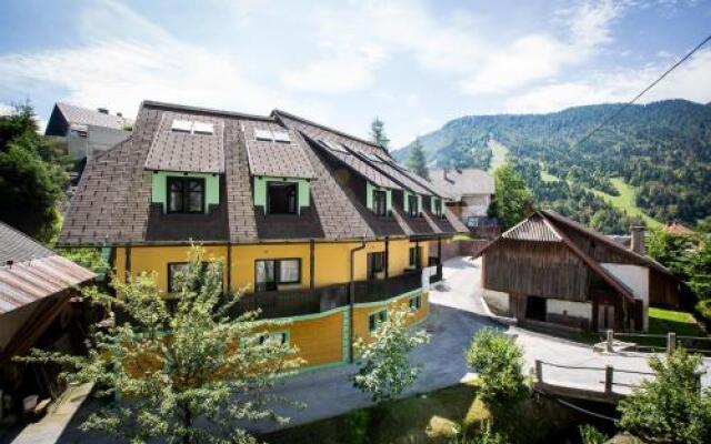 Podkoren Apartments