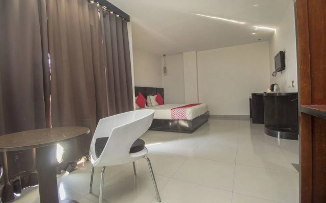 Kava Suites By OYO Rooms