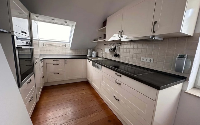 Shared Holiday in two Separate Flats