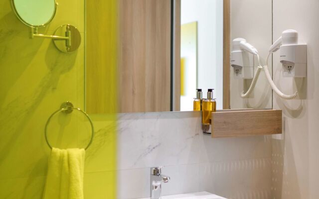 ibis Styles Athens Routes