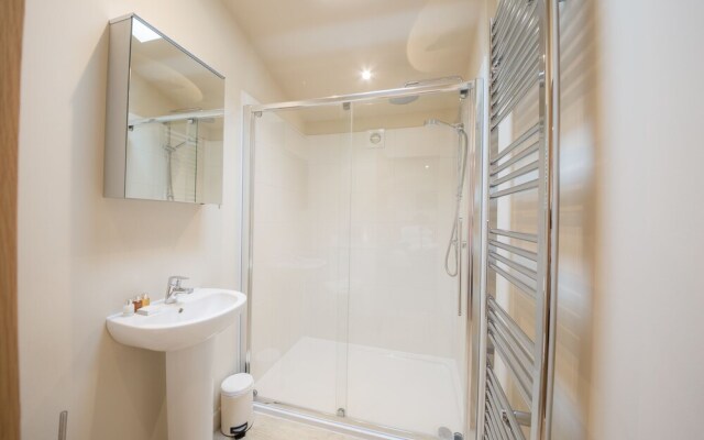 Tanfield, Sleep 6, Private hot Tub, pet Friendly