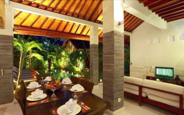Villa Adhyatma
