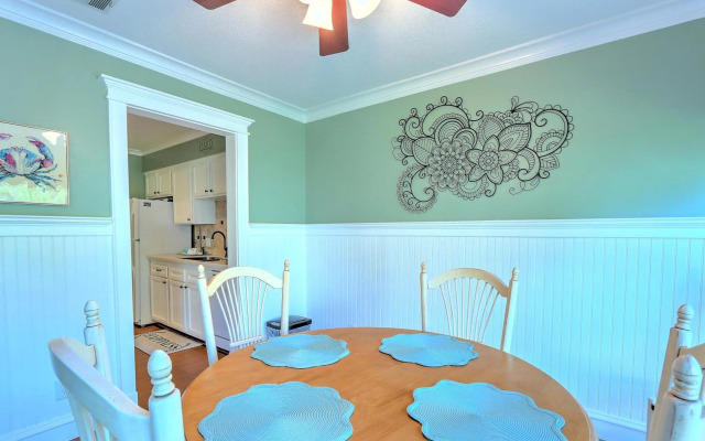 Lighthouse Tennis 2407