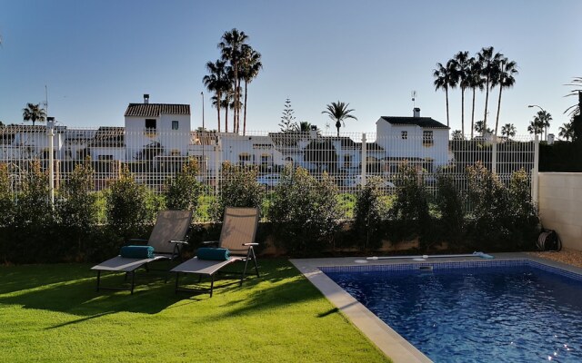 Casa Blanco - Luxury Detached Villa