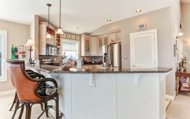 1060-s-fletcher-ave