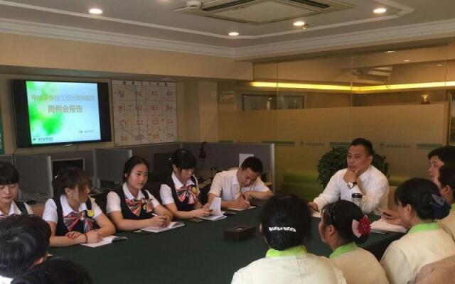 Greentree Inn Shanghai Songjiang Wanda Plaza Rongm