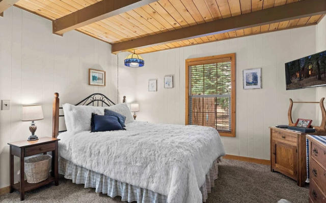 Sundance Foosball Table, Bbq, Near West Beach