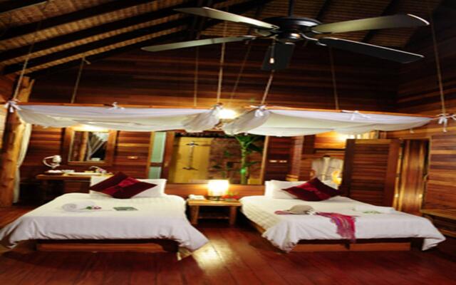 Keeree Waree Seaside Villa
