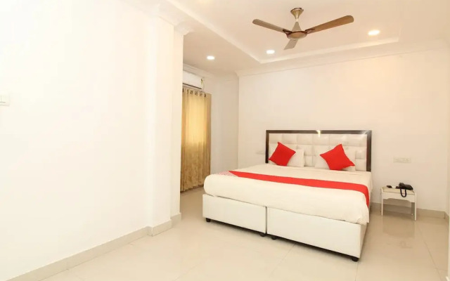 Saba Service Apartments by OYO Rooms