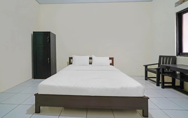 OYO Life 92641 Guest House Palinggihan Ii