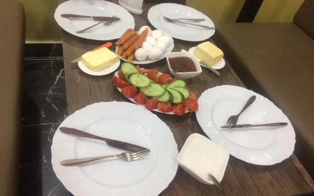 Hotel N1