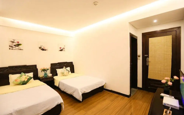 West street No.8 Inn