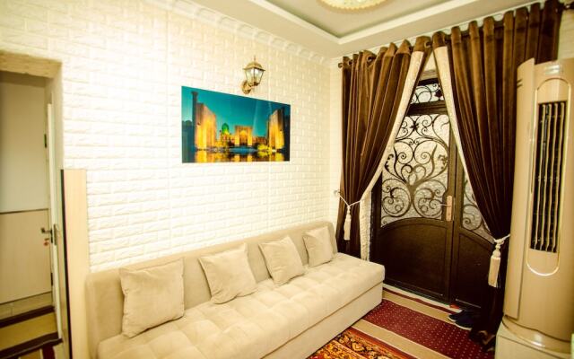 Hotel Tiny Art House