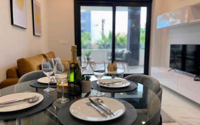 Luxury first floor apartment LA4