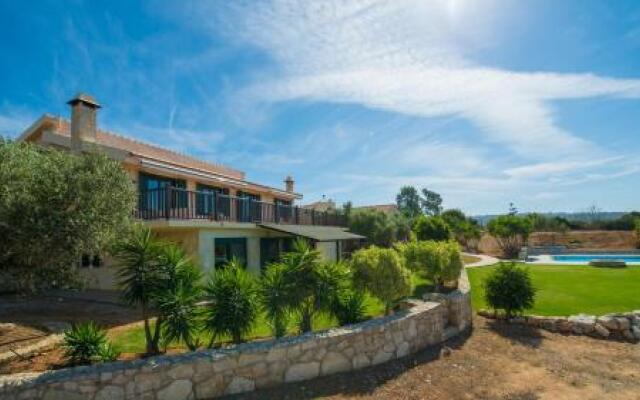 Villa Mathea