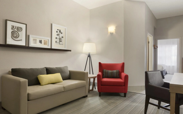 Country Inn & Suites by Radisson, Jackson, TN