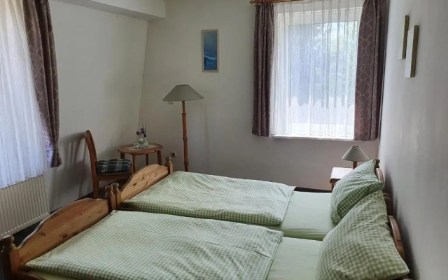 Landhotel Zum Krug Im Grunen Kranze