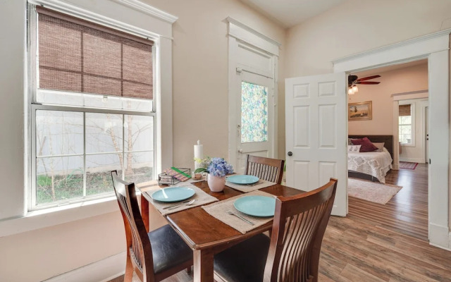 Springfield Home < 1/2 Mi to Commercial Street!