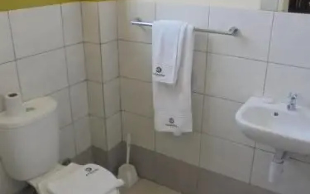 Magharibi Suites Hotel