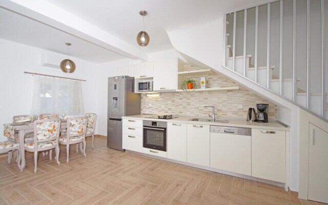 Amazing Home in Drvenik With Wifi and 3 Bedrooms