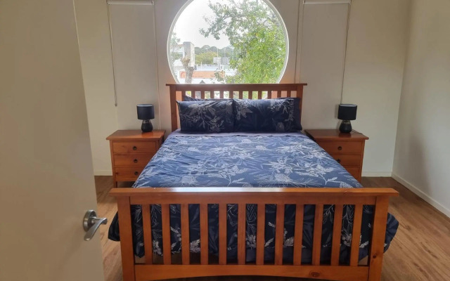 BEATONS BEACH FRONT STUDIO - Inverloch