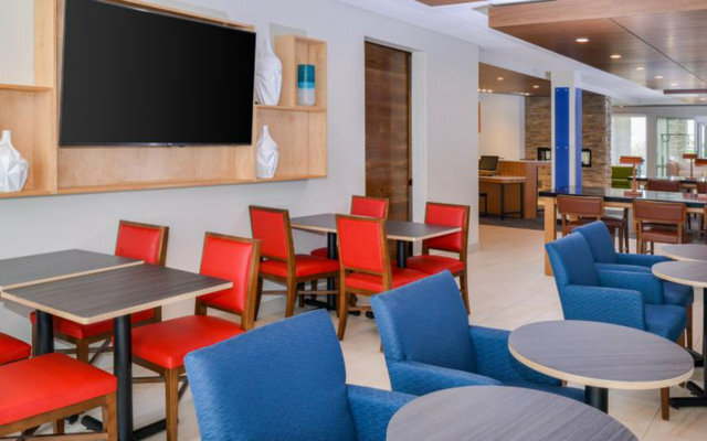 Holiday Inn Express Alliance