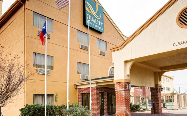 Quality Inn & Suites