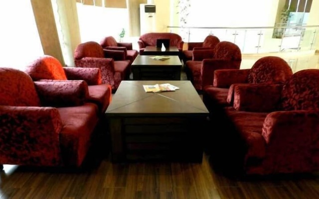 Hans Resorts