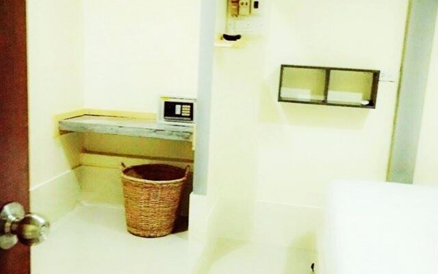 Popular Lanta Resort