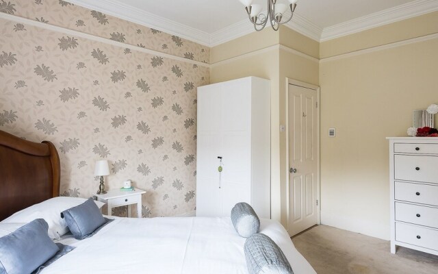 Lovely 1BR Near Beautiful Hampstead Heath