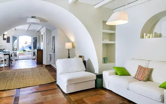 Luxurious Holiday Home in Acireale with Hot Tub