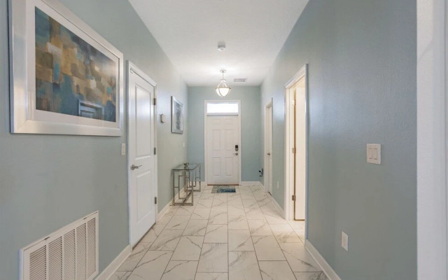 8BR ChampionsGate Pool Home w MTheater