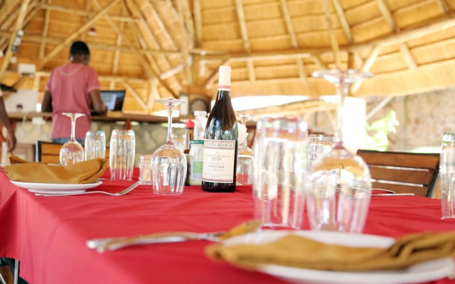 Entebbe Palm Hotel