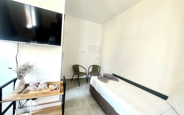 Sun Plaza Suites - Adults Only