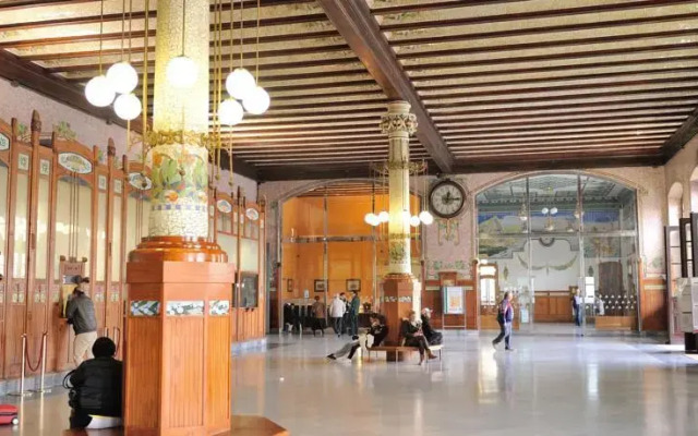 VLC Habitat Edificio Apolo