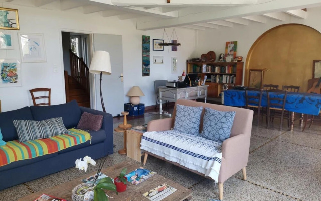 CASSIS HOSTEL Les Heures Claires