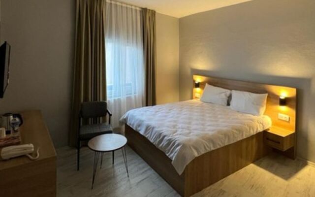 Begonya Otel