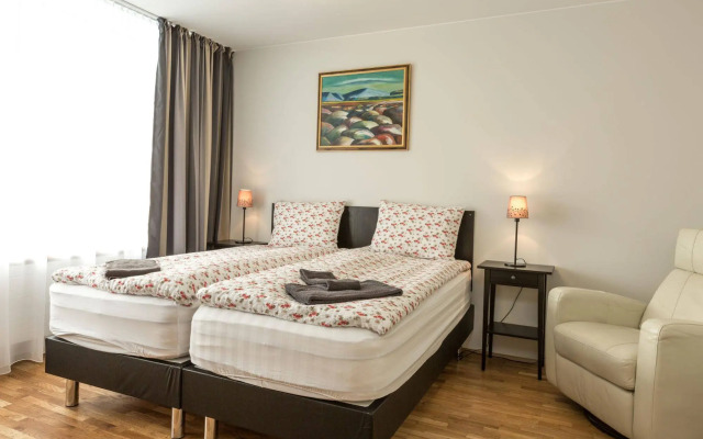 Guesthouse Garun, Skolavellir