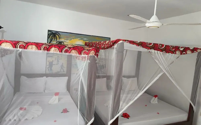 Zanzi Beach Hotel