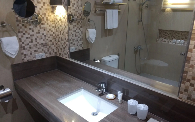Solina Beach & Nature Resort