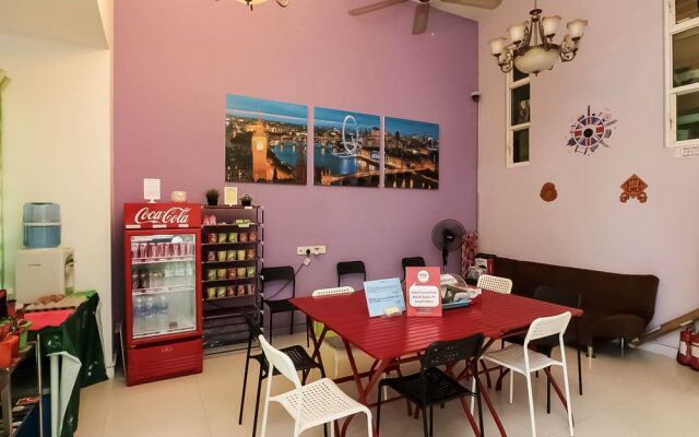 OYO 89880 Vstay 2 Guesthouse