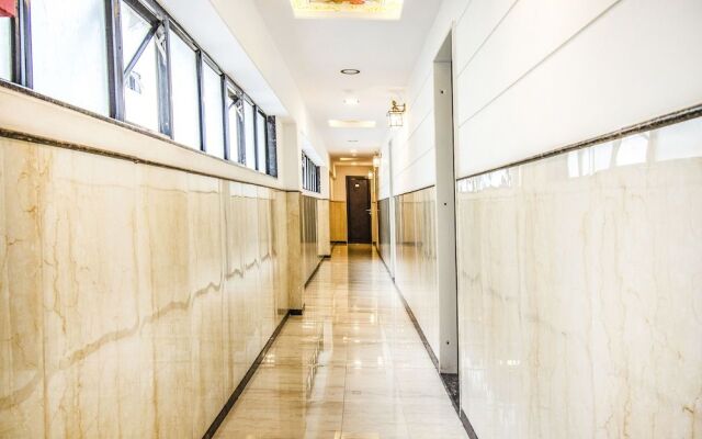 FabHotel Gharonda Residency MIDC