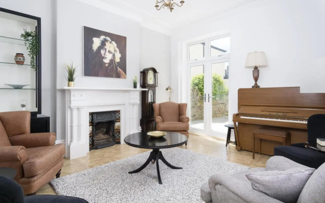 The Town House Guest House