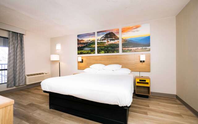 Days Inn by Wyndham Cincinnati East