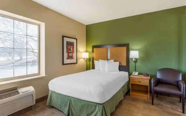 Extended Stay America Select Suites Chicago Vernon Hills Lin